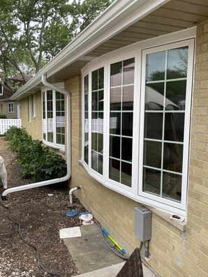 Before and After Replacement Windows and Sliding Patio Door (4)